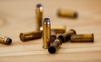 Одну из больниц США обстреляли: есть пострадавшие