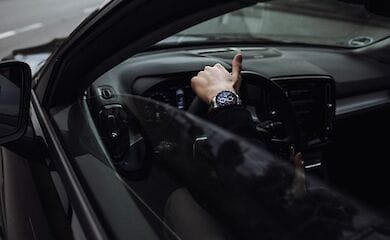 Доля электрокаров в общем объеме проданных в прошлом году пассажирских авто составила 5%