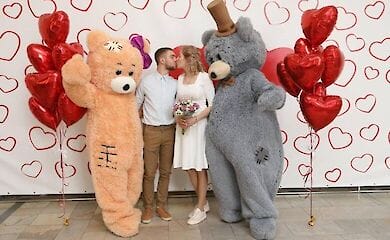 426 новых семей появилось в Украине в День влюбленных.