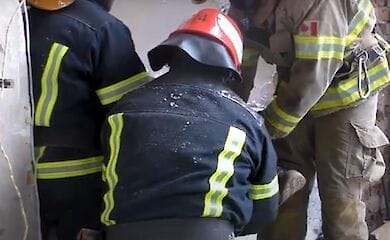 Во Львове спасатели из-под завалов освободили семь человек