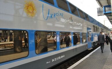 У поїздах "Інтерсіті +" Укрзалізниці з'являться ланчі