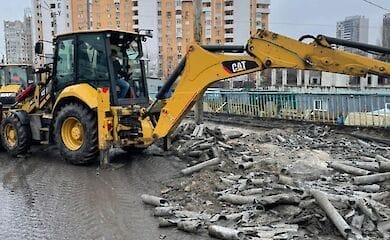 В Киеве впервые с 1977 года начали ремонт Индустриального моста
