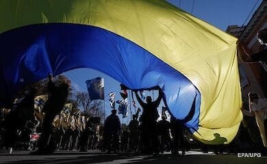 У Росії добре ставляться до України 54% населення, погано - 31% - опитування