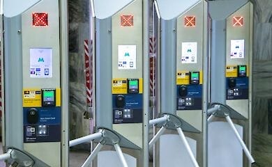 Еще на одной станции киевского метро появятся новые турникеты