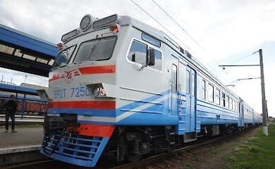 На Центральном вокзале в Киеве мужчина попал под поезд