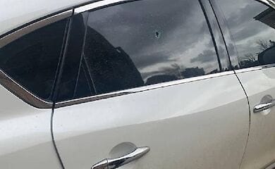 У Києві розстріляли кілька автомобілів