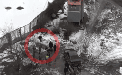 В Киеве на Троещине семья ромов устроила поминки во дворе