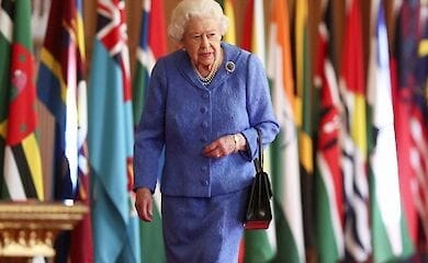 Єлезавети ІІ розпродасть свої літаки в рамках оновленої стратегії по зовнішній політиці і обороні