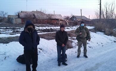 Прикордонники затримали двох громадян Узбекистану біля кордону з РФ