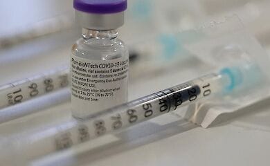 Детей начнут вакцинировать от COVID-19