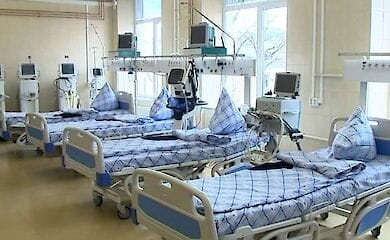 У столичних лікарнях не вистачає чверті медичного персоналу