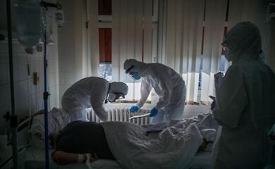 Медик спрогнозировал заболеваемость COVID-19 в Украине