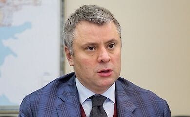 Витренко написал заявление об увольнении