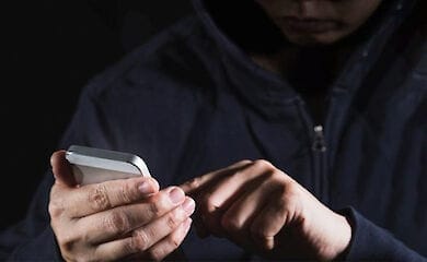Телефонные мошенники обманули пенсионерку на полмиллиона гривен