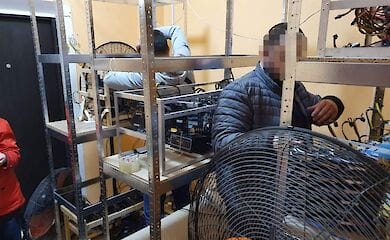 У Київській області чоловік виготовляв та продавав фальсифіковані ліки