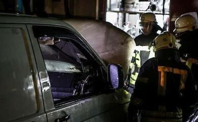 В Киеве прошлой ночью сгорели четыре автомобиля