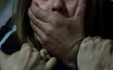 На Волыни мужчина изнасиловал девушку, которую согласился подвезти