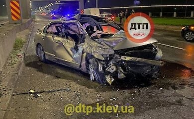 Пьяное ДТП в Киеве на Набережном шоссе