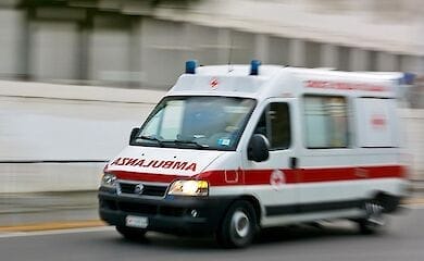 Під Рівним жінка накинулася з ножем на сплячого сина-підлітка