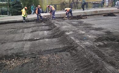 У Києві почали капітальний ремонт шляхопроводу на вул. Льва Толстого через залізницю