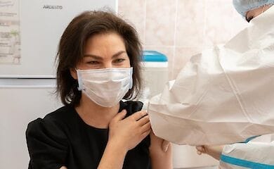 В Україні почали вакцинувати від Covid-19 прокурорів