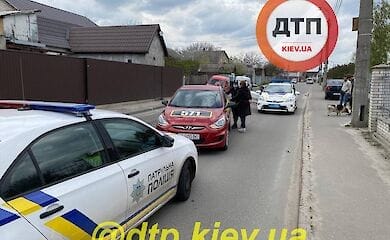 В Киеве на Троещине произошло ДТП: пострадал ребенок