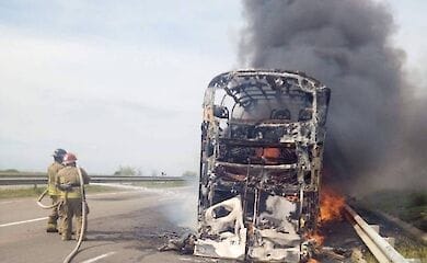 Под Одессой сгорел автобус: подробности