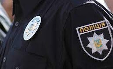 У Запоріжжі підліток переодягнувся у форму поліцейського і відправився патрулювати вулиці