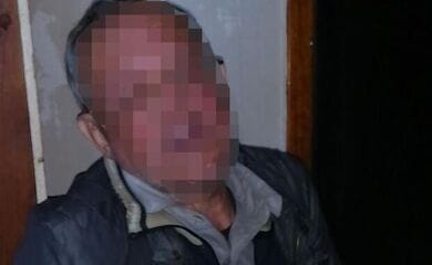 У Києві чоловік "замінував" власний під'їзд