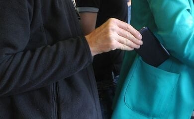 В столичной маршрутке разоблачили карманника