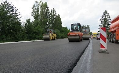 На Одеській та Житомирській трасах очікуються затори через ремонтні роботи