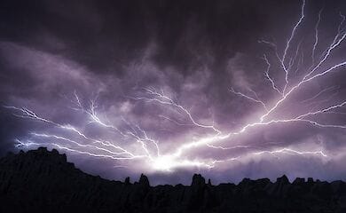 Жителей Киева попросили быть более осторожными из-за надвигающейся стихии