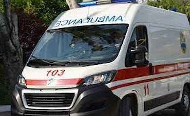 В Бердянске едва не утонули две девочки