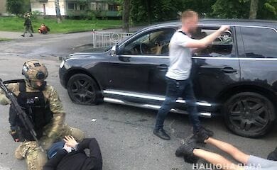 В Киеве коллекторы похитили и избили женщину
