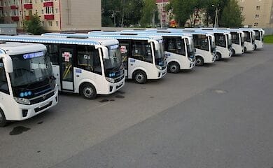 Водители возмущены отказом властей повышать цены на проезд