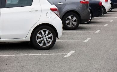 У Києві водіям стане простіше знайти місця для паркування