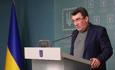 Кого из випов выселят из Конча-Заспы