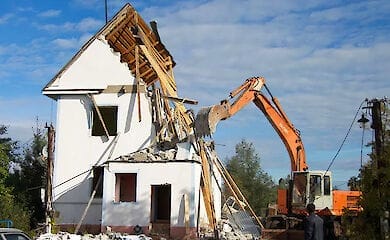 Как проверка техпаспорта онлайн поможет противодействовать самостроям?