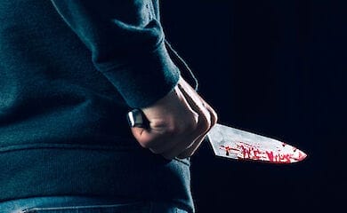 Желая «заключить сделку с дьяволом», юноша убил двух сестёр