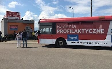 Кто из украинцев сможет вакцинироваться от Covid-19 в Польше