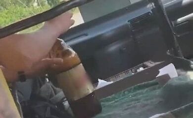В полиции отреагировали на сообщение о водителе маршрутки с бутылкой пива