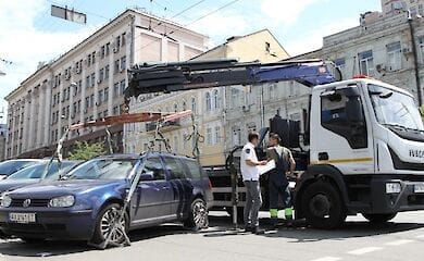 Социальный пакет и карьерный рост: в Киеве приглашают на работу инспекторов