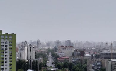 У Гідрометцентрі розповіли про піщаної бурі в Києві