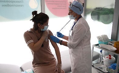 В Украине рекорд по количеству COVID-прививок за сутки