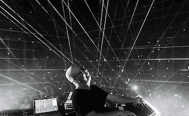 Любовный лайв: отец мирового техно Stephan Bodzin вместе с женой в Osocor Residence