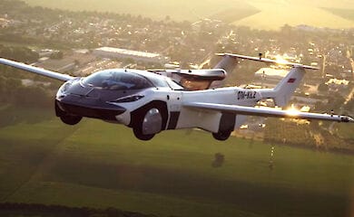 AirCar совершила испытательный полет