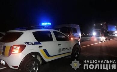 В Одесской области под колесами авто погибли женщина и ребенок
