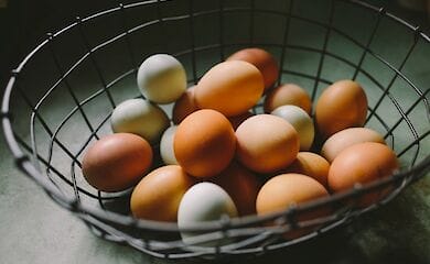 Эксперты назвали ряд продуктов, которые нельзя есть в сыром виде 