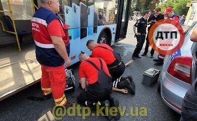 В Киеве за рулем умер водитель троллейбуса