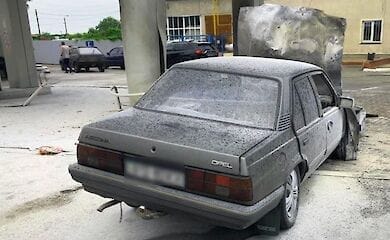 Смертельное ДТП под Киевом: водитель сбил женщину и влетел в автозаправку